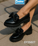 Ladies’ Heeled Shoe With Black Bow