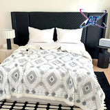 AT Diamond Shape Queen Size Blanket