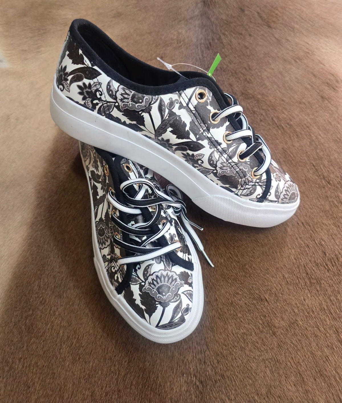 Floral Tekkies