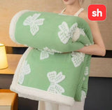 Queen Thickened Throw Blanket With Bow Design