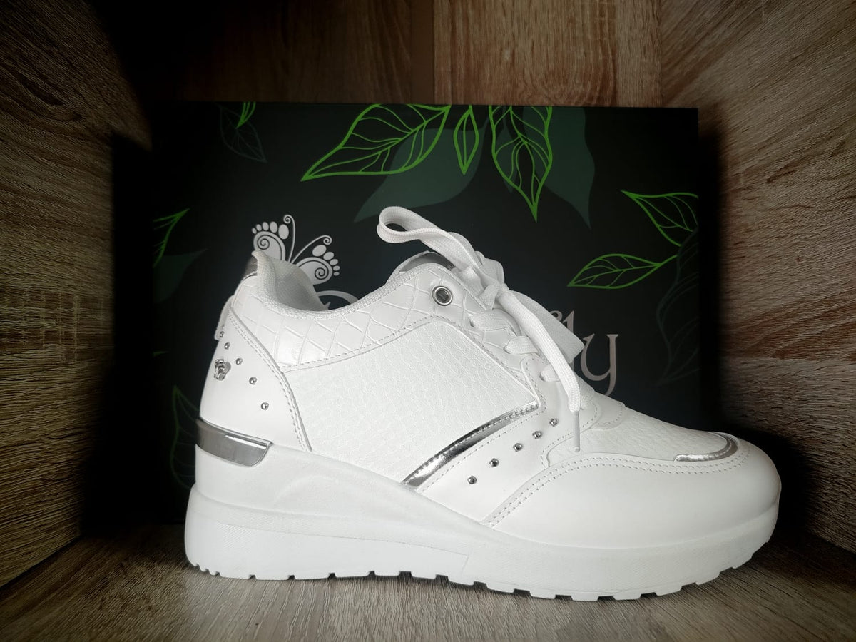 Empire 2 white