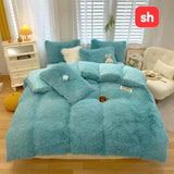 Three Piece Fluffy Comforter Set Queen