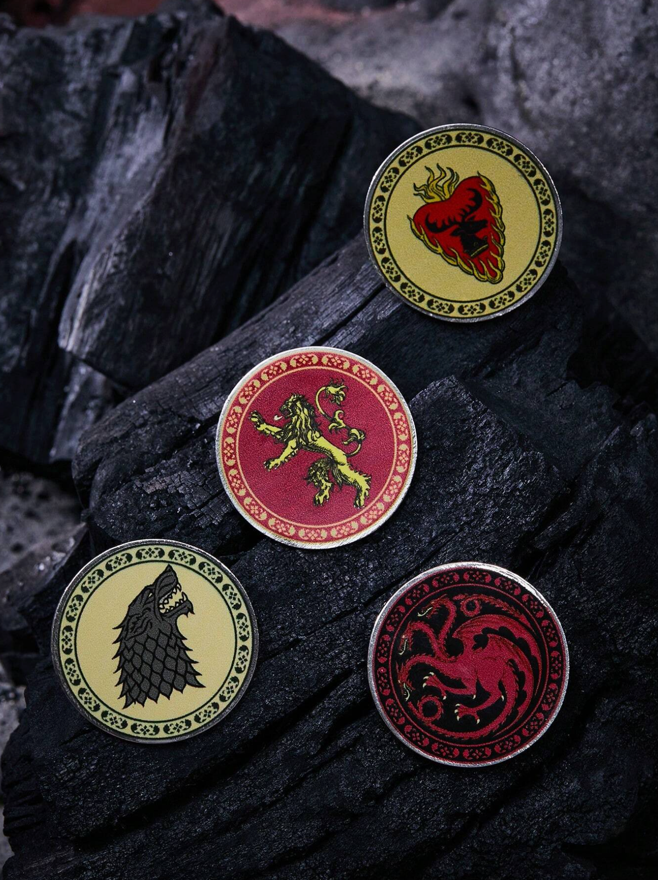 Game of Thrones X SHEIN 4pcs Animal Pattern Pin Badge Brooch Set