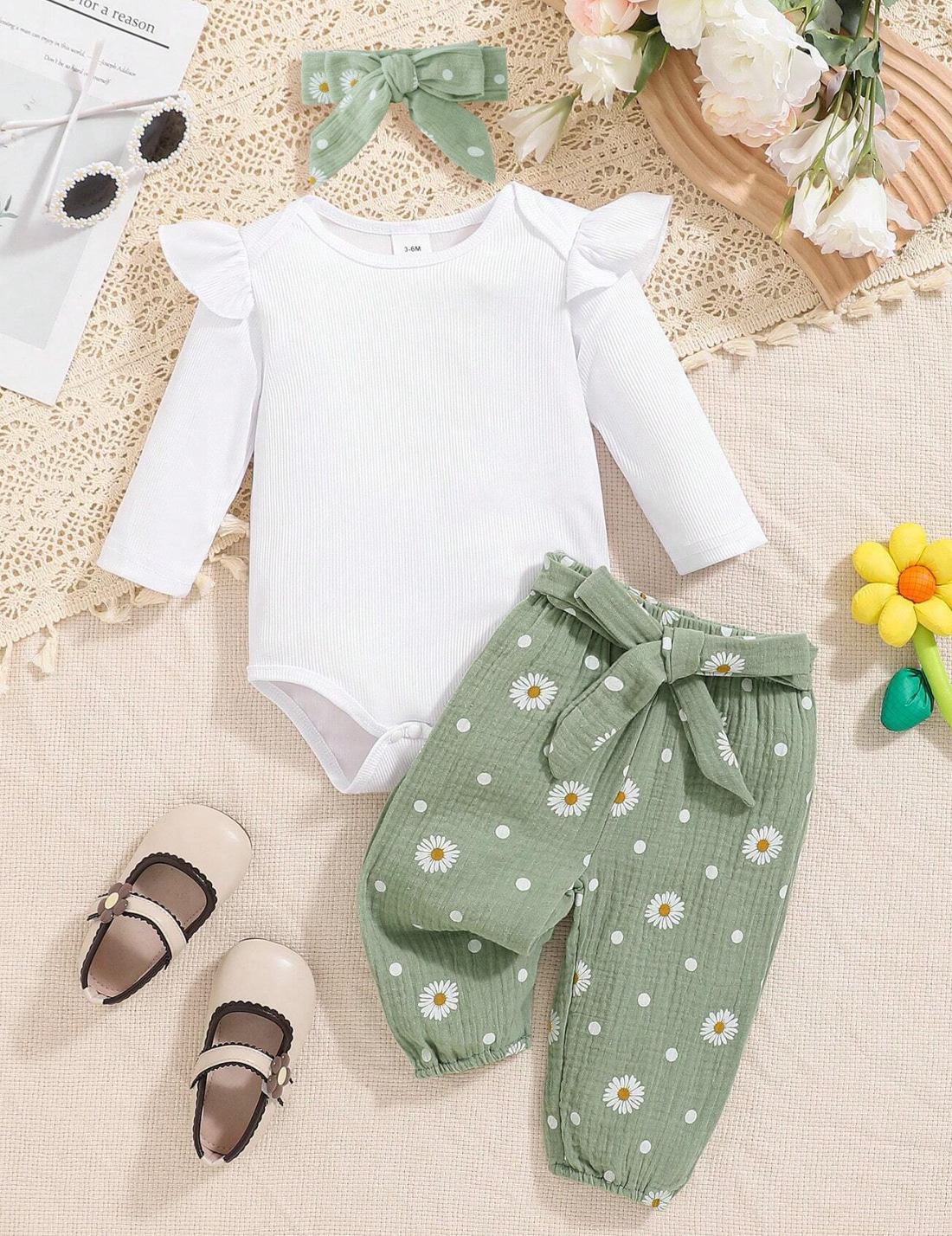 Baby Girl Autumn And Winter White Ruffle Long-Sleeved Jumpsuit + Daisy Flower Pants Headband
