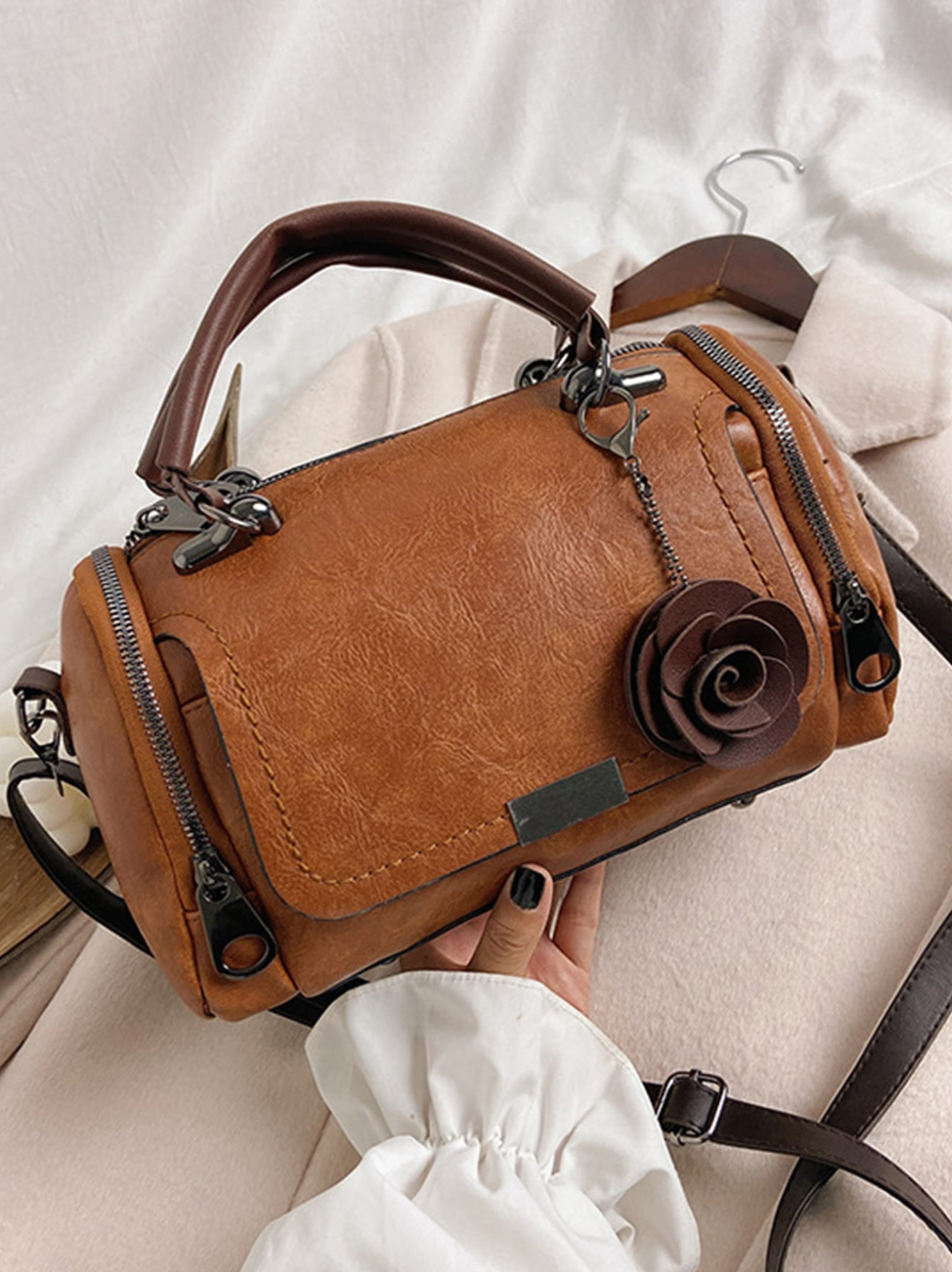 Metal Lock Flap Boston Bag With Flower Charm Lightweight Nylon Belt Bag For Travel, Running, Hiking -