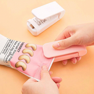 1pc Mini Portable Heat Sealer Machine, 2x AA Battery Powered Plastic Bag Sealer, Small Handheld Electric Hea