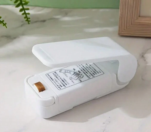 Mini Portable Snack Sealer Machine - Seal Freshness In, Keep Air Out, And Enjoy On-The-Go Convenience With Battery Powered Operation (Batteries Not Included, ≤36V Operating Voltage)