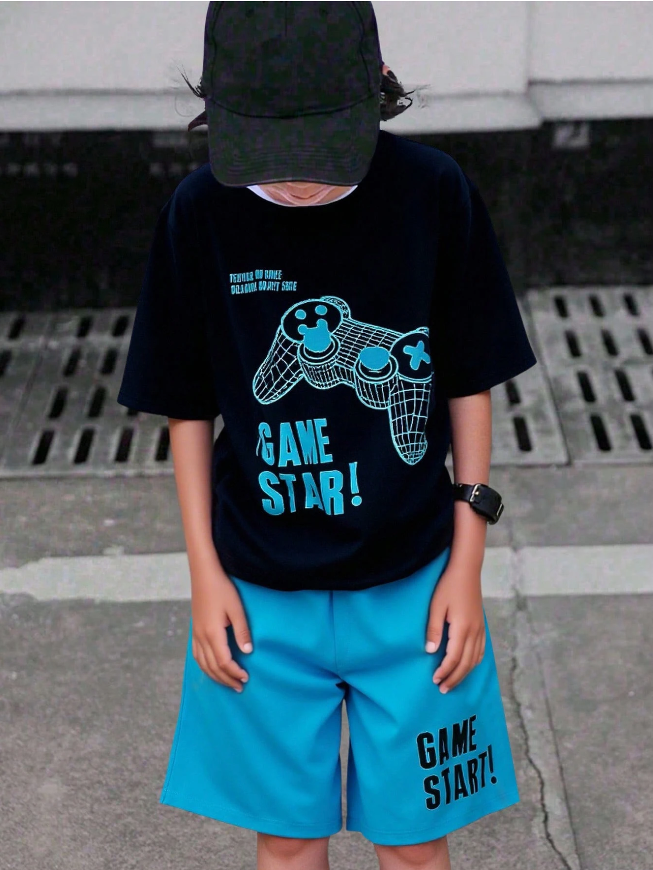 2pcs Tween Boys Casual Gaming Print Loose Fit Round Neck Short Sleeve T-Shirt And Shorts Set
