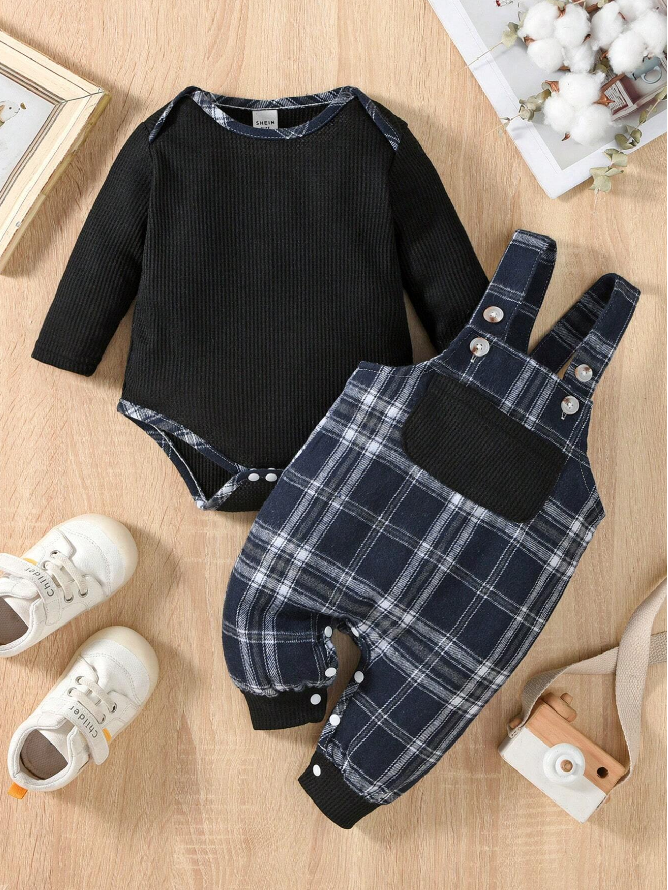 Baby Boy Plaid Patchwork Long-Sleeve Bodysuit And Suspender Pants Set For Spring And Autumn, For