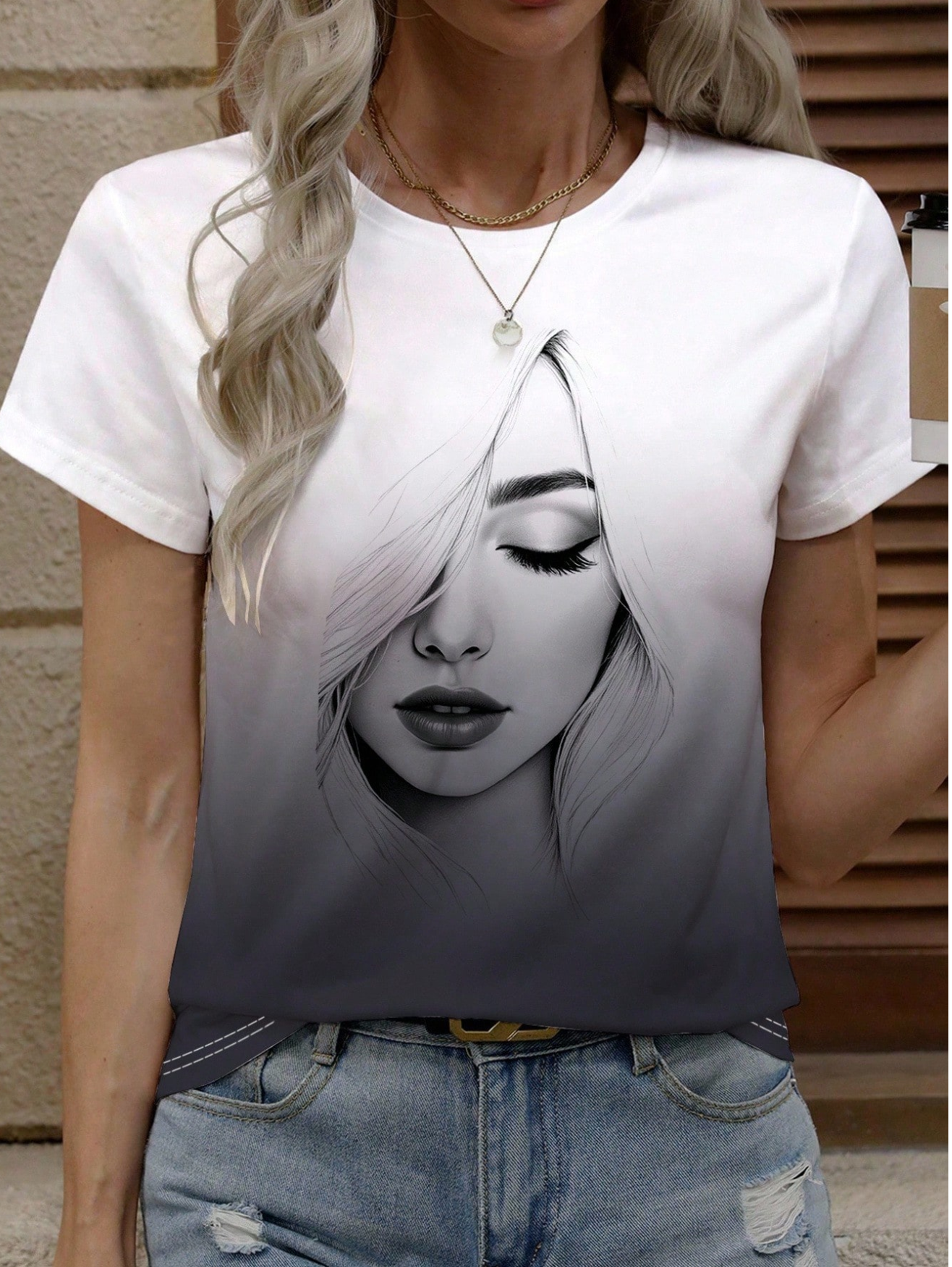 SHEIN LUNE Women Minimalist Human Face Line Art Print Ombre Short Sleeve Crew Neck T-Shirt, Casual Summer