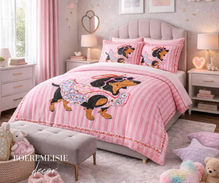 Pink achshund Duvet Cover From Boeremiesie