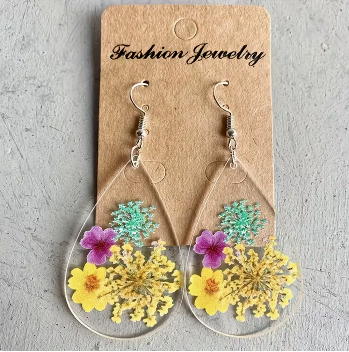 2D Pair of Women's Fashion Earrings with Acrylic Print, Suitable for Banquets, Parties, Casual Vacations and Daily Wear