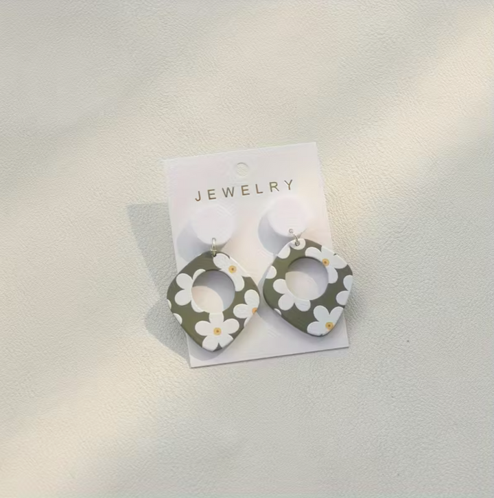 Chic Black Floral Graffiti Acrylic Dangle Earrings for Women - Perfect for Vacations, Music Festivals & Everyday Fashion