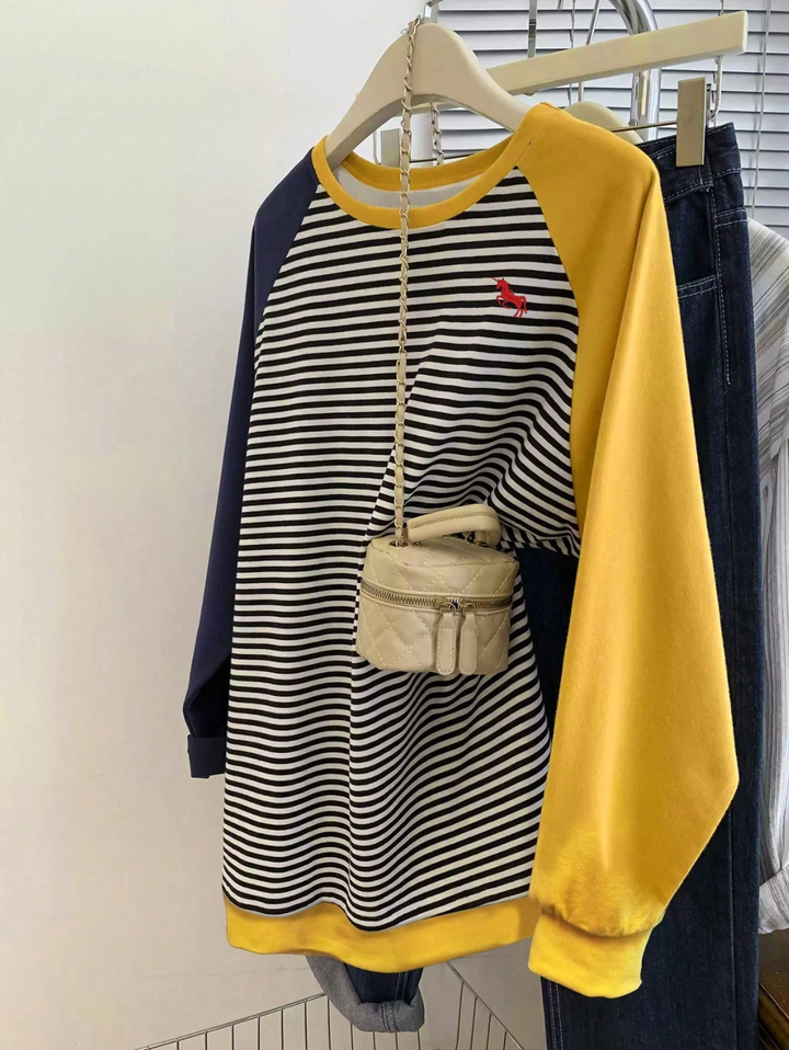 Casual New Colorblock Raglan Sleeve Striped Print Crew Neck Long Sleeve Plus Size Sweatshirt SKU: sz251208807226676326