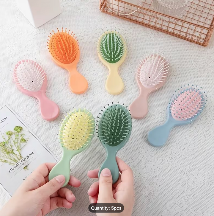 5pcs Random Color Cartoon Macaron Color Cushion Comb Cute Smooth Hair Comb Portable Household Comb