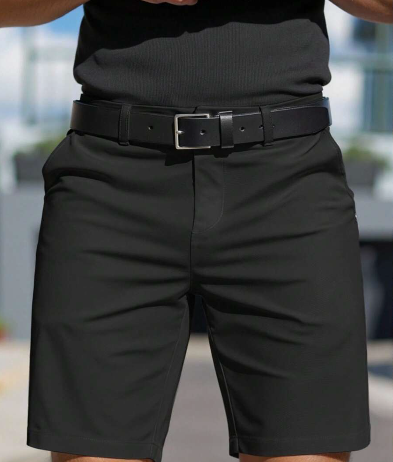 Manfinity Mode Men's Solid Color Simple Slim Fit Stylish Casual Shorts