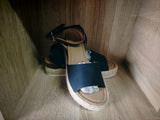 Wedge brown